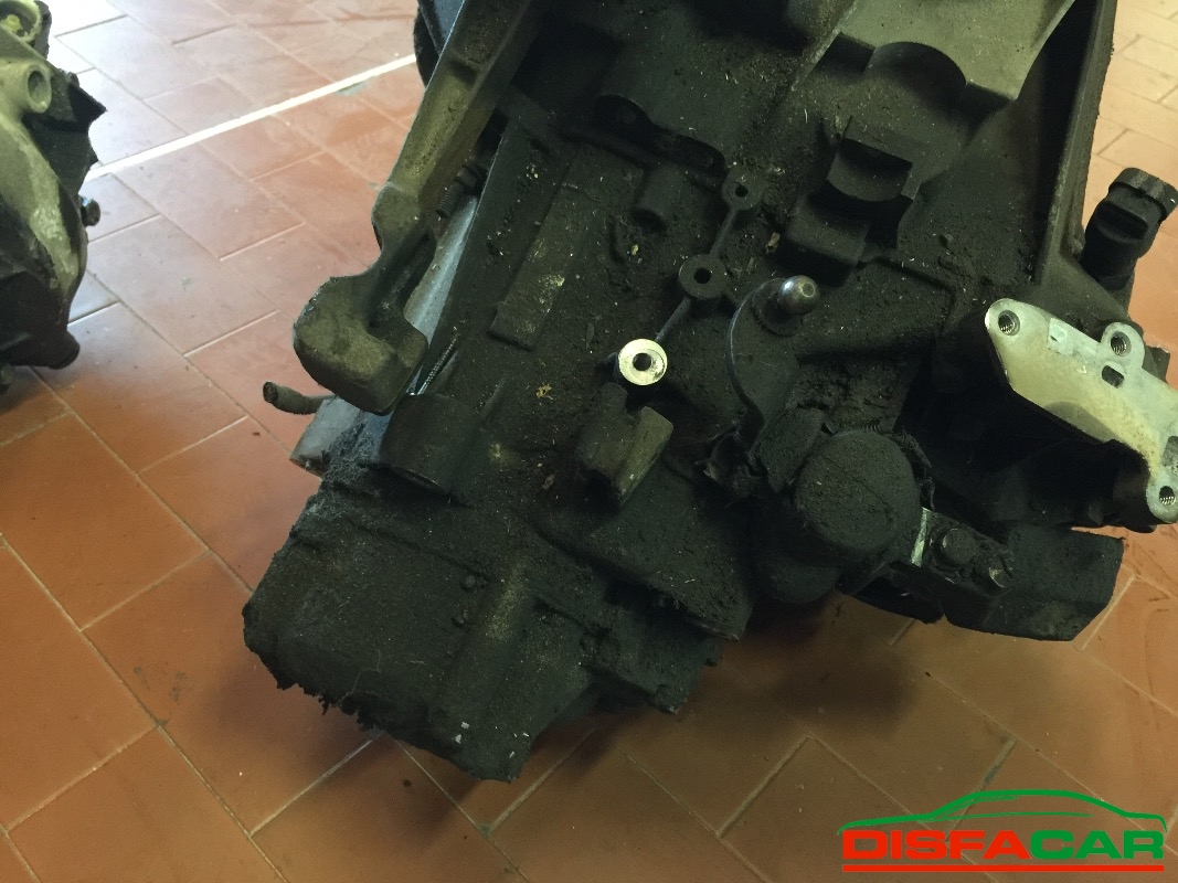 Cambio usato Fiat Doblo 2000, codice 223A5000 – foto 3 di 5