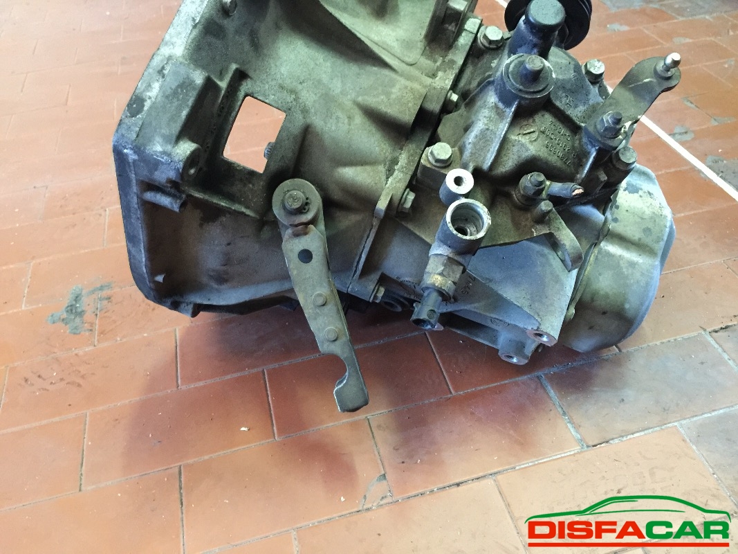 Cambio usato Fiat Punto LANCIA Y - Frizione a corda 1995, codice 840A3000 – foto 2 di 4
