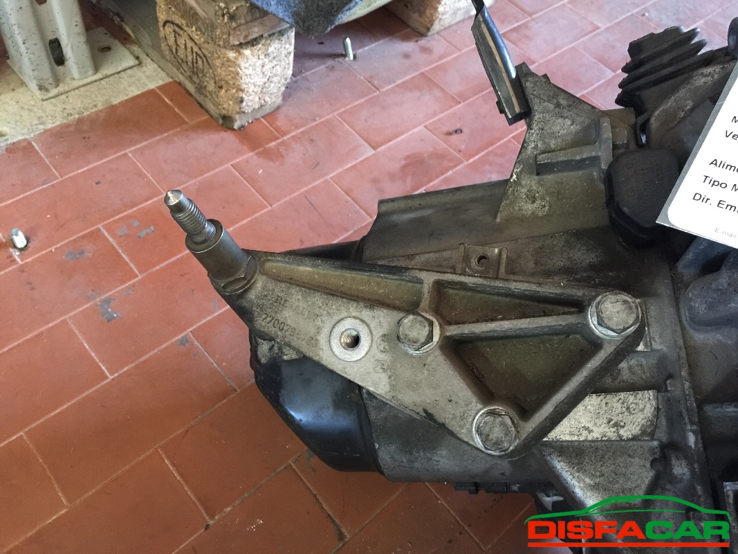Cambio usato Renault Megane Scenic 1999, codice K4JC7 – foto 4 di 5