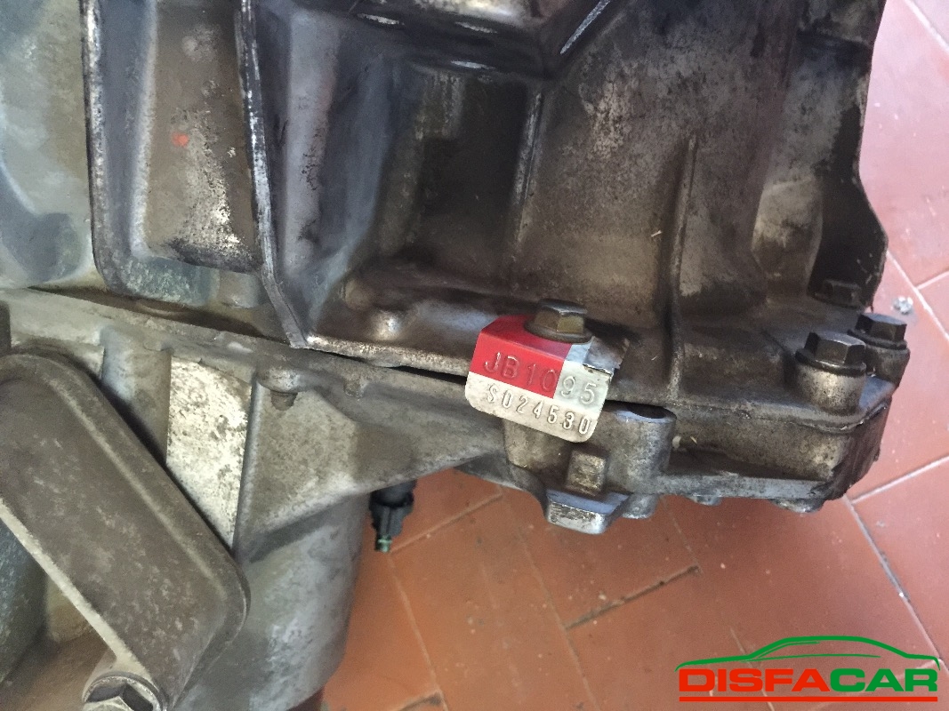 Cambio usato Renault Megane Scenic 1999, codice K4JC7 – foto 3 di 5