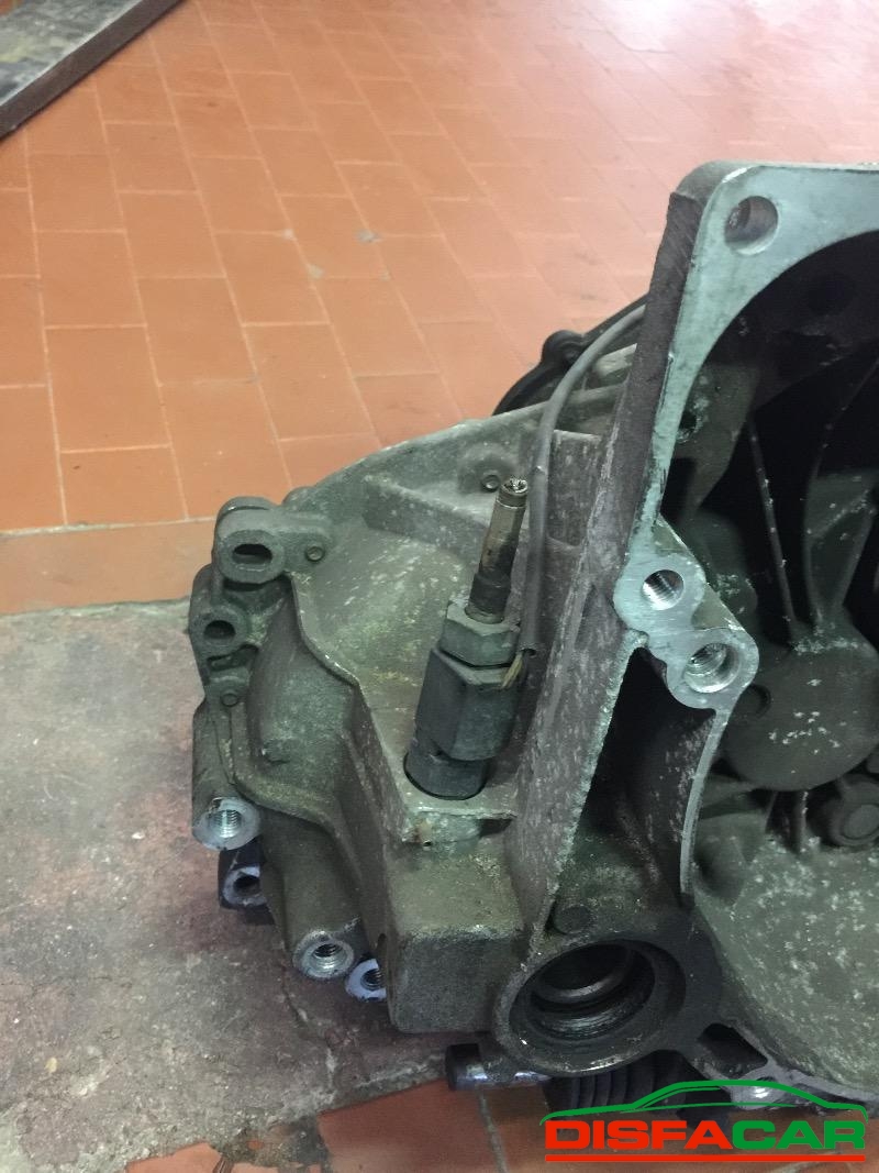 Cambio usato Ford Ka 1996, codice J4S – foto 2 di 4