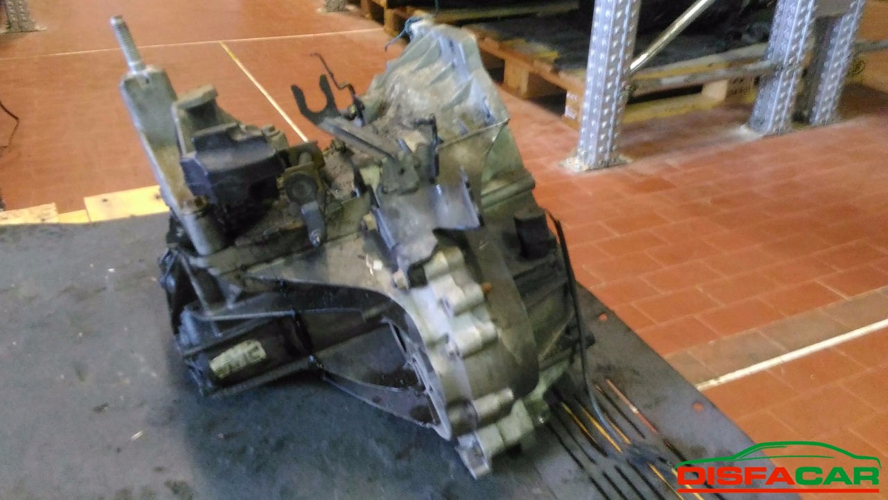 Cambio usato Ford Focus 2001, codice F9DA – foto 5 di 12