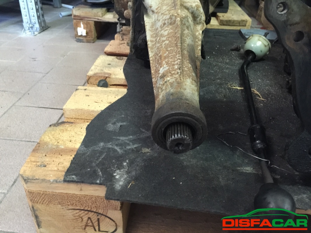 Cambio usato Ford Transit 1979, codice YORK4AA – foto 5 di 5