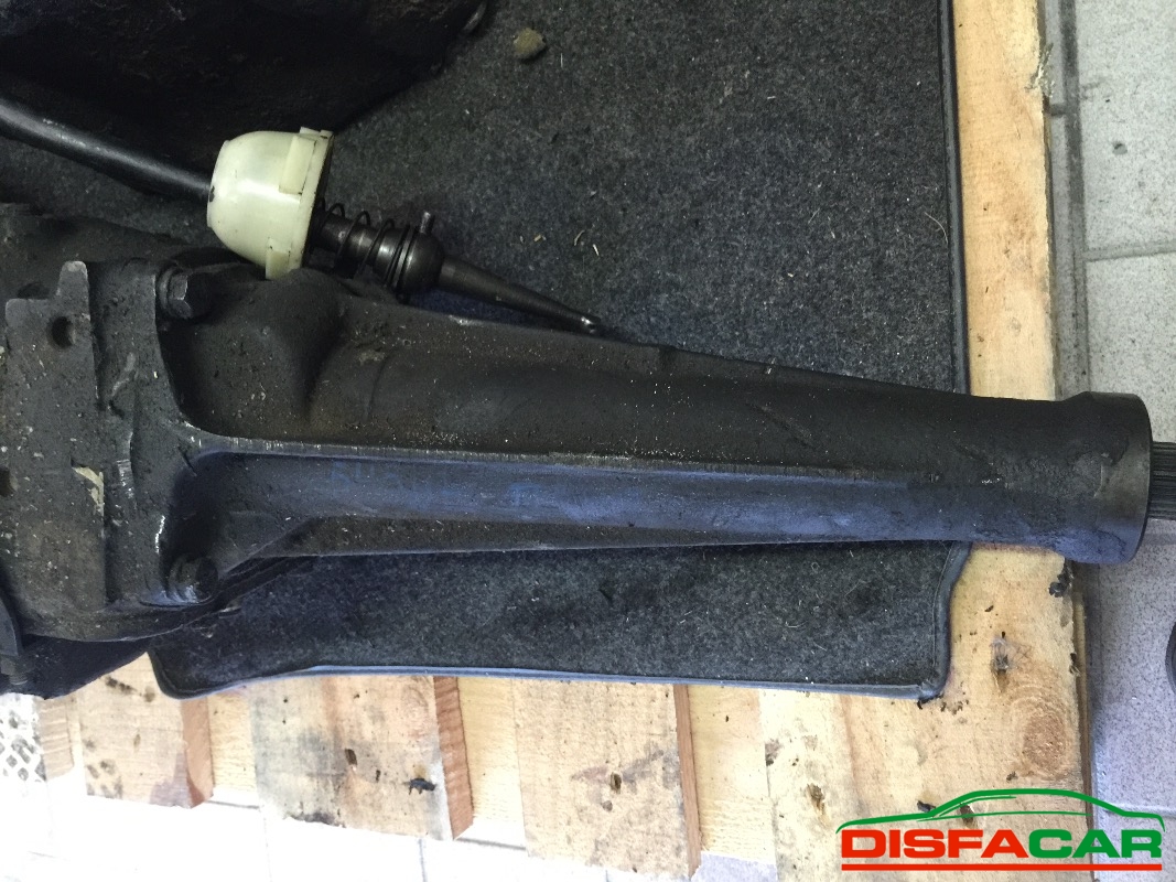 Cambio usato Ford Transit 1978, codice 4AA – foto 5 di 6