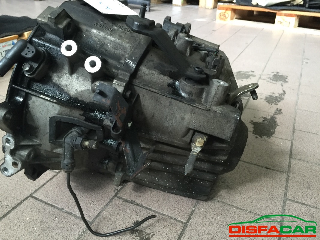 Cambio usato Volvo S40 V40 1999, codice D4192T3 – foto 5 di 5