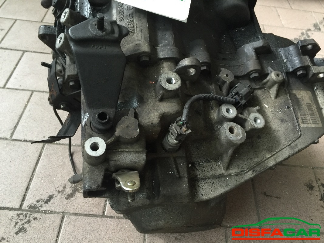 Cambio usato Volvo S40 V40 1999, codice D4192T3 – foto 4 di 5