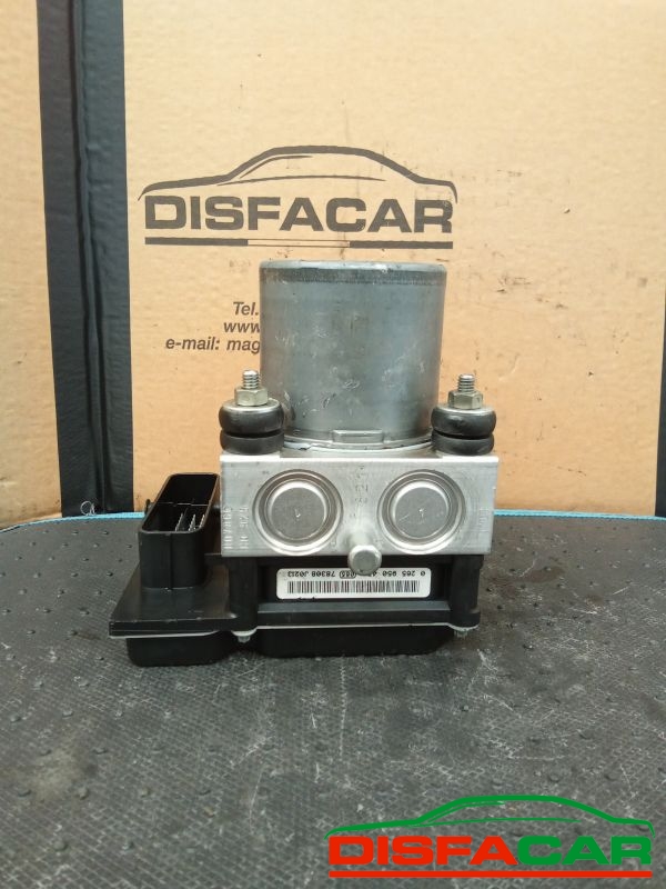 Centralina ABS usata Audi A4 (8E) 2004, codice 0265234336 – foto 4 di 8