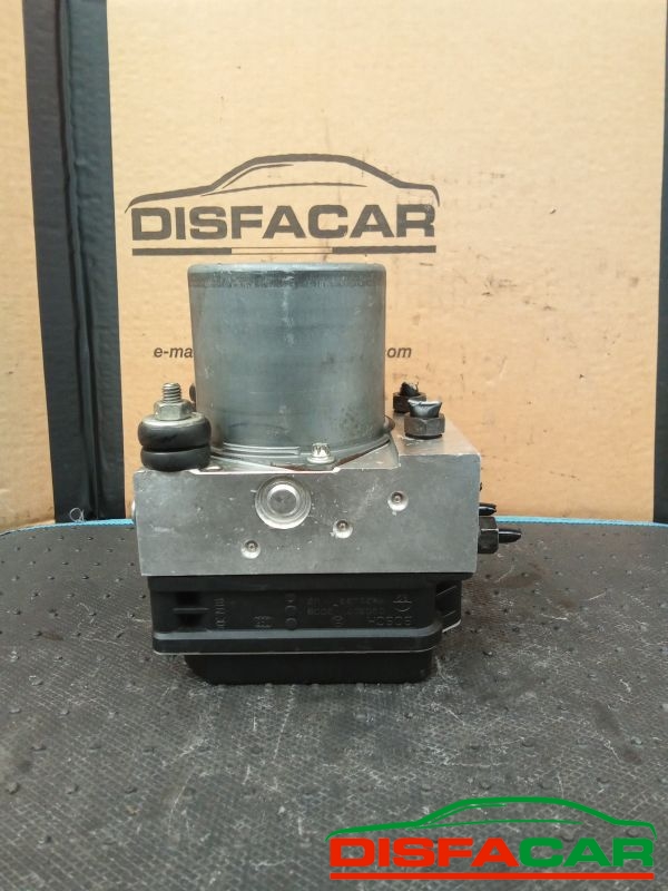 Centralina ABS usata Audi A4 (8E) 2004, codice 0265234336 – foto 5 di 8