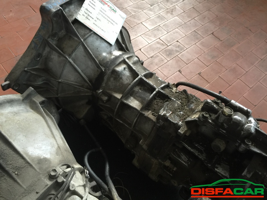 Cambio usato Suzuki Grand vitara 1998, codice RF – foto 6 di 7