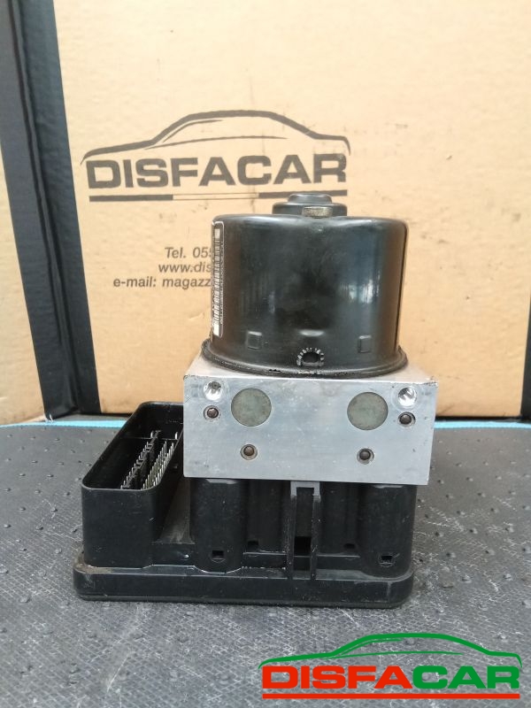 Centralina ABS usata Peugeot 1007 2005, codice 9654777580 – foto 4 di 8
