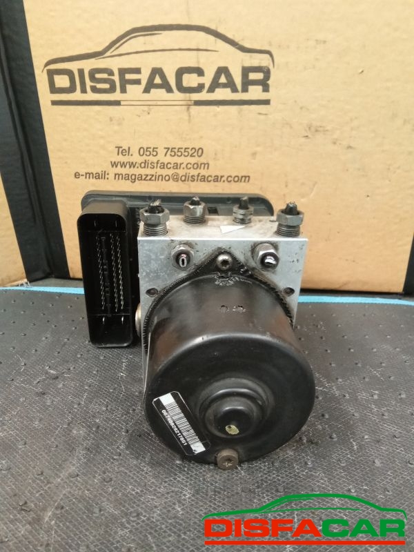 Centralina ABS usata Peugeot 1007 2005, codice 9654777580 – foto 2 di 8