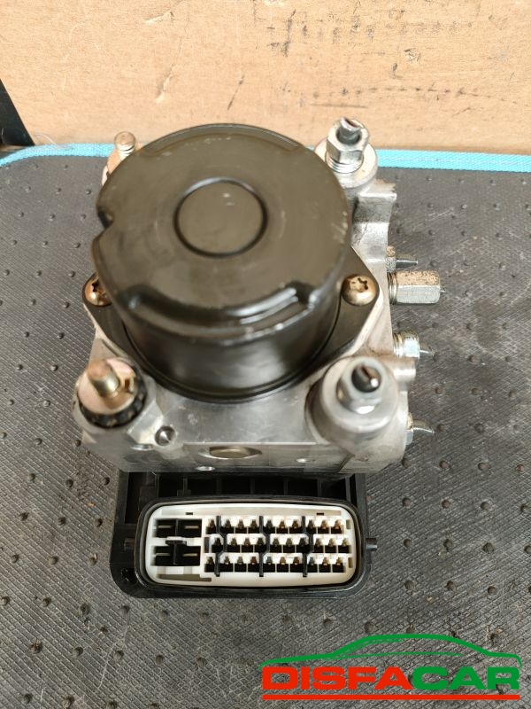 Centralina ABS usata Daihatsu Terios 1A SERIE 4x4 1997, codice 44510-87404 – foto 9 di 9