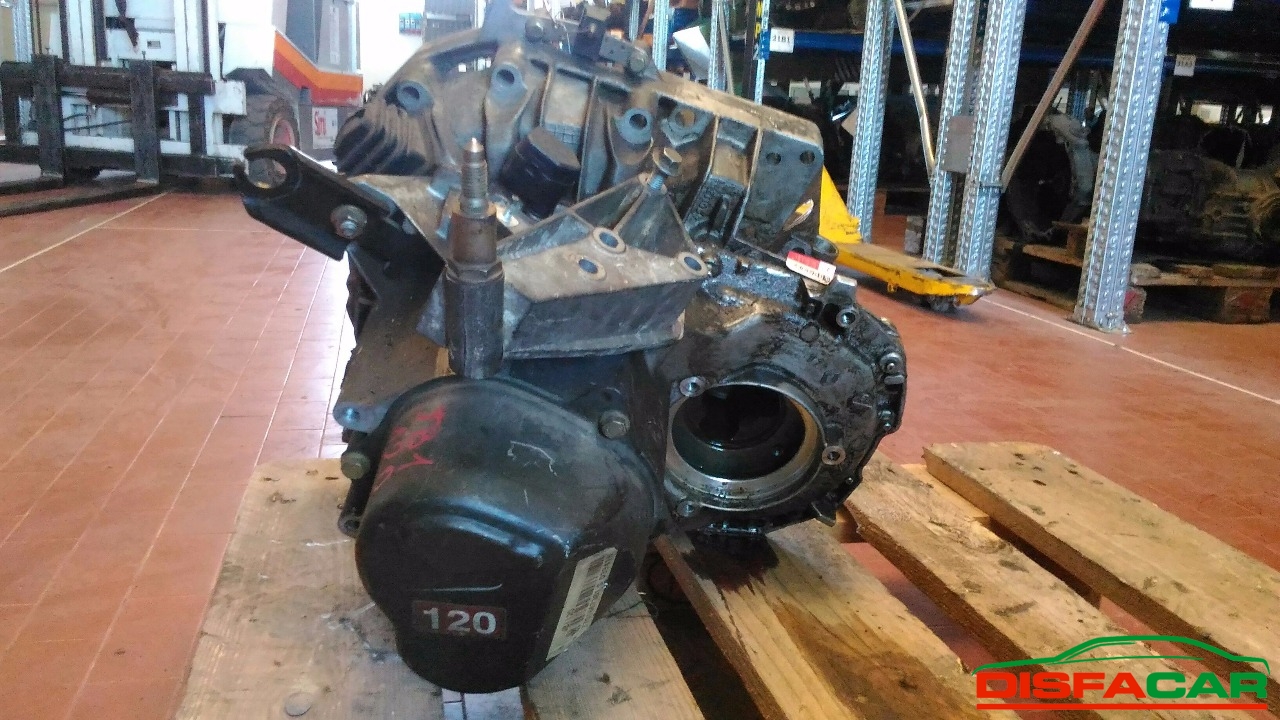 Cambio usato Renault Megane 1A SERIE . Piastra stretta 1996, codice K7MA7 – foto 4 di 11