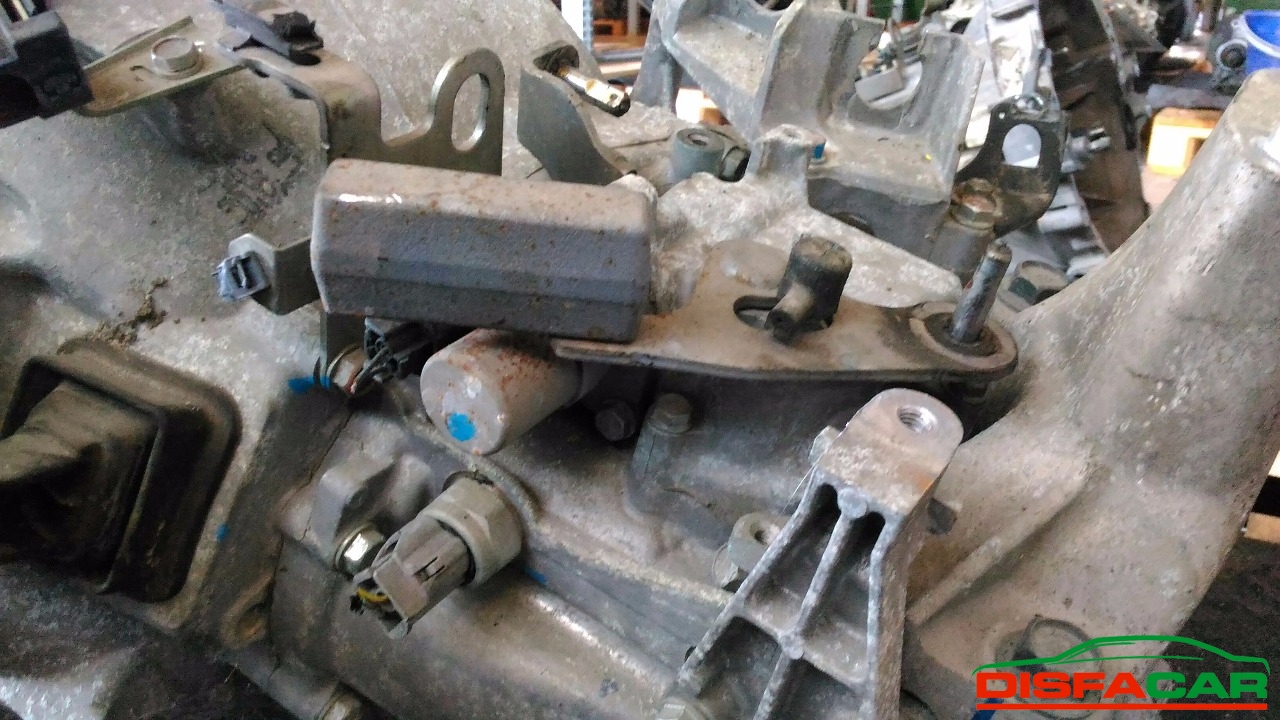 Cambio usato Honda Civic 8a SERIE 2005, codice L13A1 – foto 4 di 9