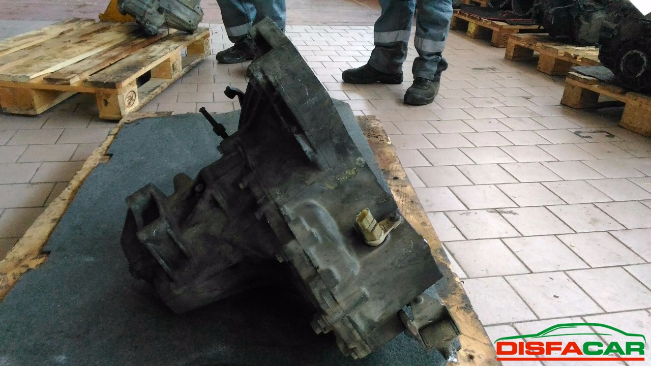 Cambio usato Land Rover Freelander CON RIPARTITORE 1998, codice 20T2N – foto 5 di 7