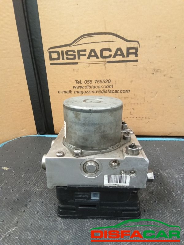 Centralina ABS usata Volkswagen up! SEAT Mii 2011, codice 1s0614517d – foto 5 di 8
