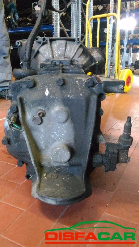 Cambio usato Renault Master 1983, codice 8140.61 – foto 6 di 8