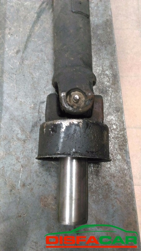 Albero di trasmissione usato Mitsubishi Pajero PASSO LUNGO 1986, codice 4D56 – foto 3 di 9