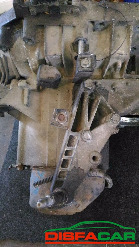 Cambio usato Renault Kangoo 1997, codice E7JC6 – foto 9 di 11