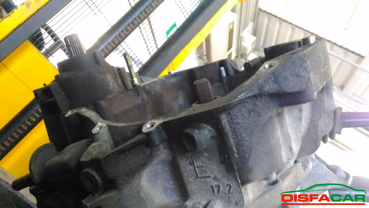 Cambio usato Renault Kangoo 1997, codice E7JC6 – foto 3 di 11