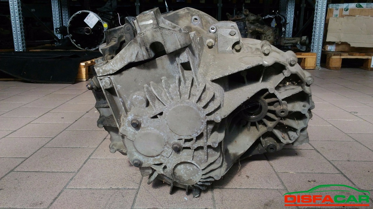 Cambio usato Volvo V50 2004, codice 4m5r7002ce – foto 4 di 9