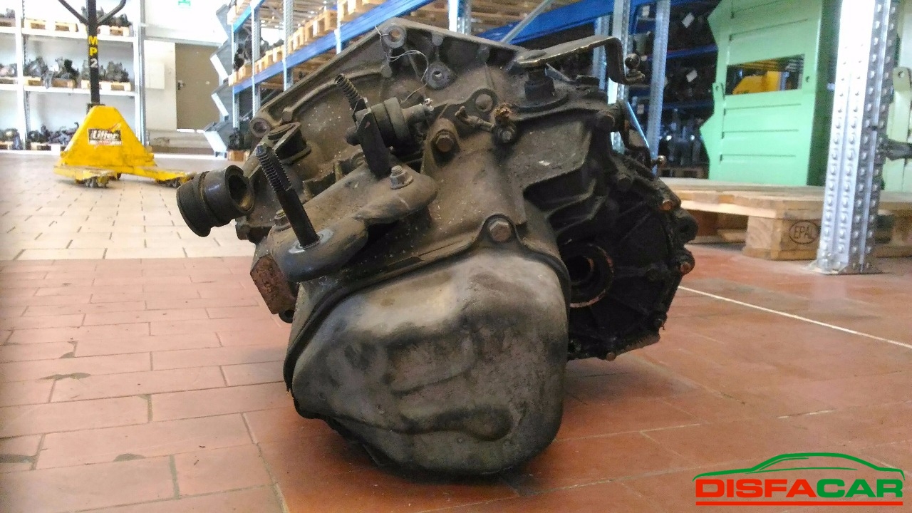 Cambio usato Nissan Micra K11 1998, codice VJZ – foto 4 di 8