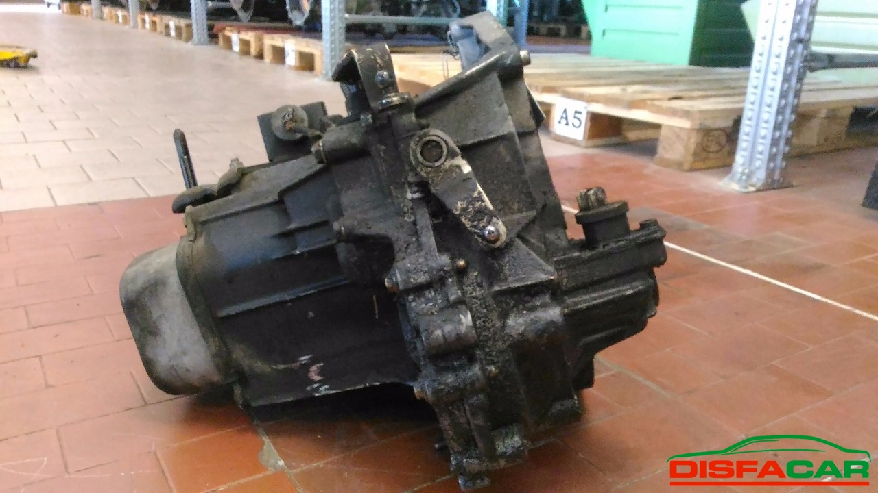 Cambio usato Nissan Micra K11 1998, codice VJZ – foto 5 di 8